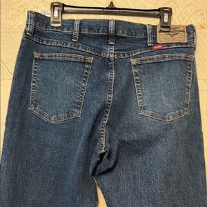 EUC Wrangler Men's Blue Jeans, size 34x30